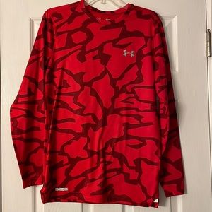 UNDER-ARMOUR ♥️ cold gear RED SIZE MENS/TEEN SMALL
